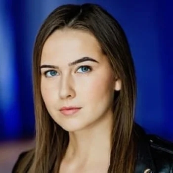 Briana Andrade-Gomes