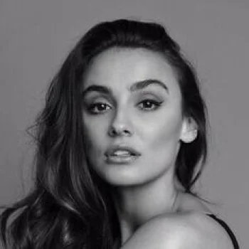 Charlotte Wildrianne