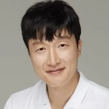 Choi Byung-mo 
