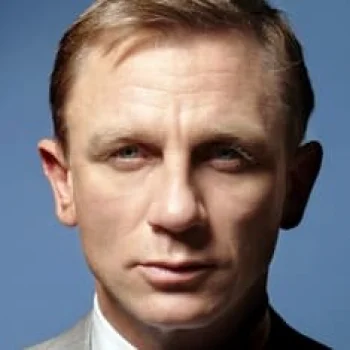 Daniel Craig