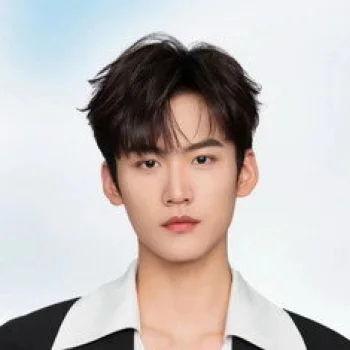 Daniel Zhou