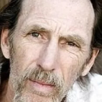 Earl Maddox