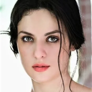 Elena Kazan