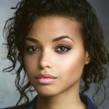 Ella Balinska
