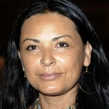 Elpidia Carrillo