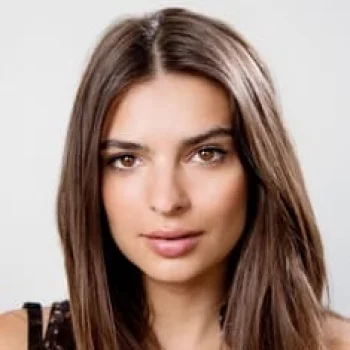 Emily Ratajkowski