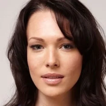 Erin Cummings