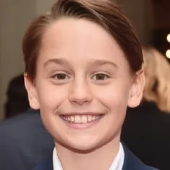 Finley Hobbins