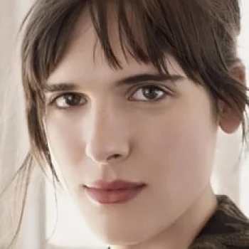 Hari Nef