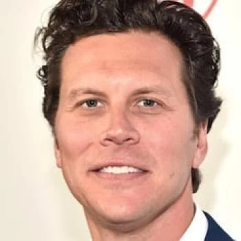 Hayes MacArthur