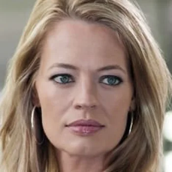 Jeri Ryan