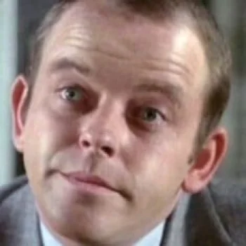 Julian Holloway