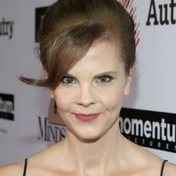 Kiersten Warren