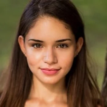 Kristen Solis