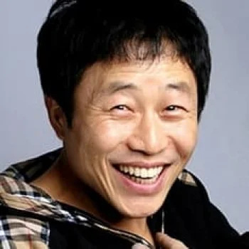 Lee Moon-sik