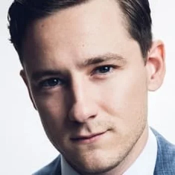 Lewis Pullman