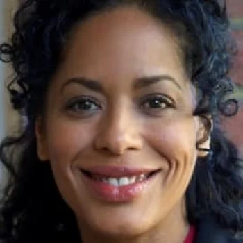 Liza Colón-Zayas
