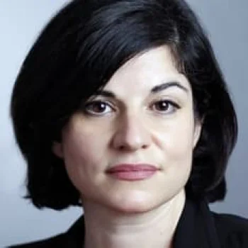 Lynn Adrianna