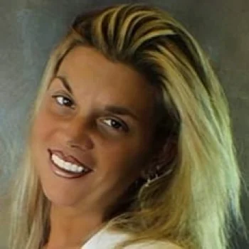 Lynn Marocola