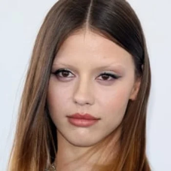 Mia Goth