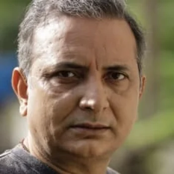 Mukesh Bhhatt