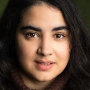 Nia Gandhi