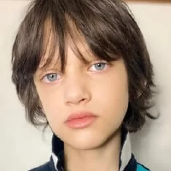 Peter DeSouza-Feighoney