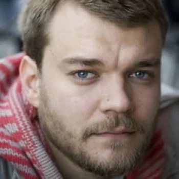 Pilou Asbæk