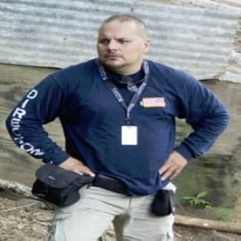 Robert Colón