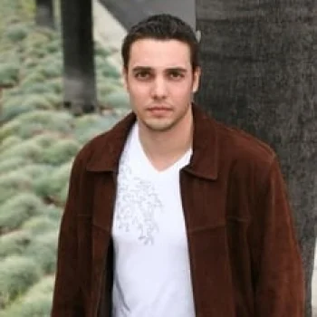 Ryan Izay