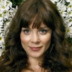 Anna Friel