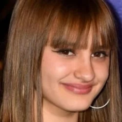 Ava Russo