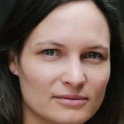 Chloe Schwank