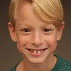 Evan Agos
