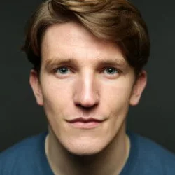 Ewan Mitchell