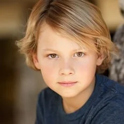 Finn Carr