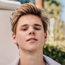 Gavin White