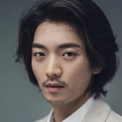 Hwang Hee