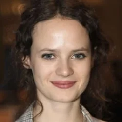 Jana McKinnon