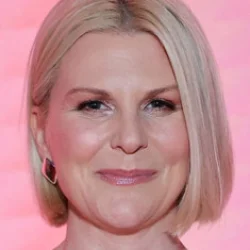 Jennifer Robertson