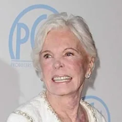 Joan Lee