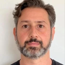 Kasra Farahani