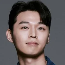 Kim Woo-kyum