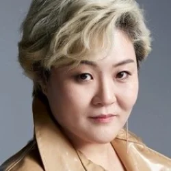 Lee Su-mi