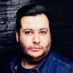 Selman Iyi