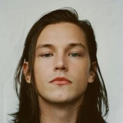 Simon Lööf