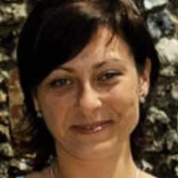 Tara Ellis