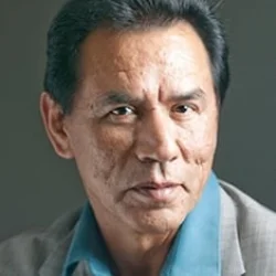 Wes Studi