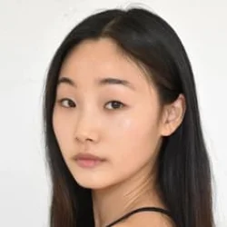 Yoojin Lee