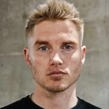 Toby Hemingway